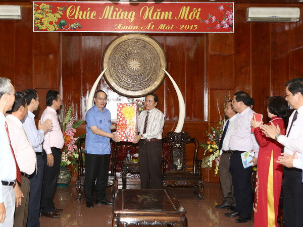 Đoàn MTTQ chúc Tết Ban Chỉ đạo Tây Nam Bộ và thành phố Cần Thơ ảnh 1