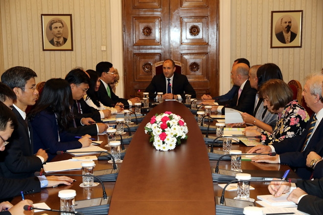 Phó Thủ tướng Phạm Bình Minh thăm chính thức Cộng hòa Bulgaria ảnh 2