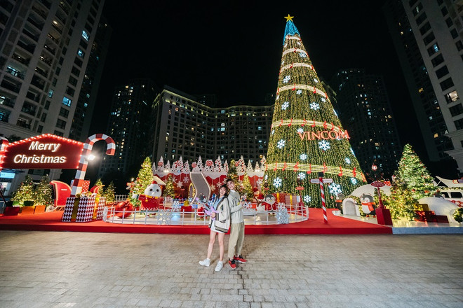 Dàn sao Việt 'bùng nổ' trong Vũ hội ánh sáng tại Vinhomes Smart City ảnh 1