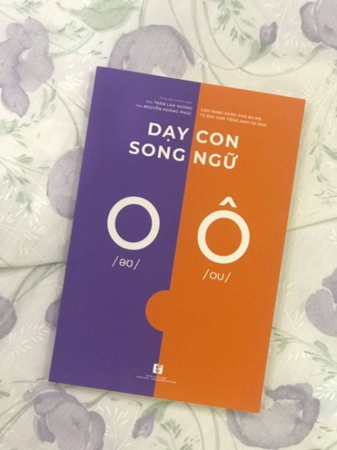 Cuốn sách 'Dạy con song ngữ.' Ra mắt cuốn sách 'Dạy con song ngữ' bằng tiếng Việt ảnh 1