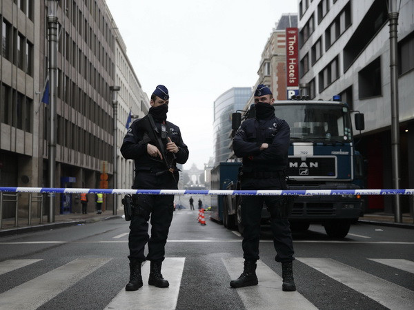 Ba vụ nổ xảy ra tại một thành phố của Bỉ, có người bị thương ảnh 1