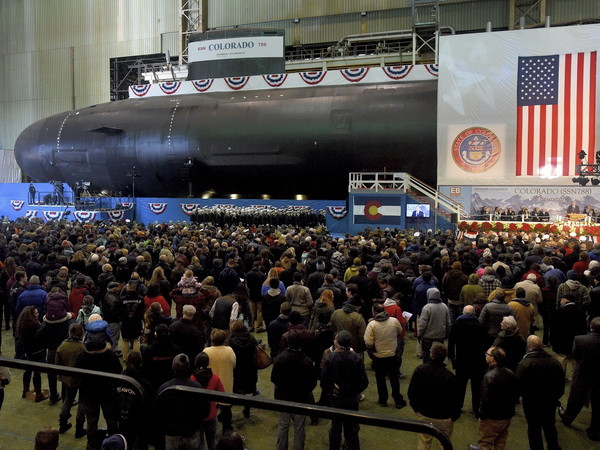 Tổng thống Mỹ muốn giảm chi phí đóng tàu ngầm cho hải quân ảnh 1