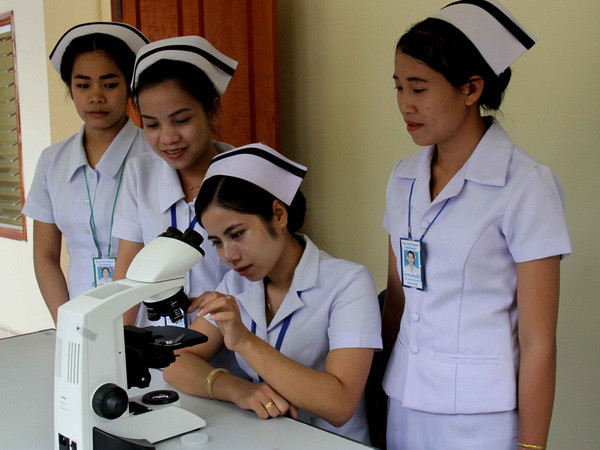 Tập đoàn Hóa chất Việt Nam xây tặng trạm xá cho tỉnh của Lào ảnh 1