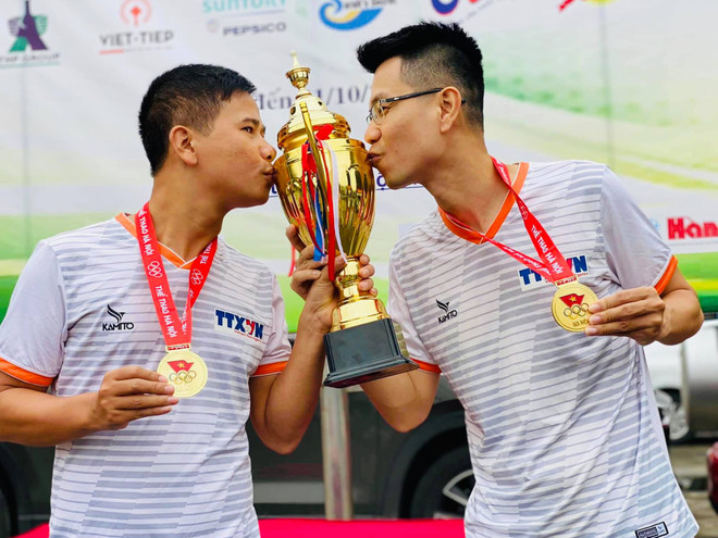Đội bóng TTXVN vô địch tại Hội khỏe Hội Nhà báo Thành phố Hà Nội ảnh 9