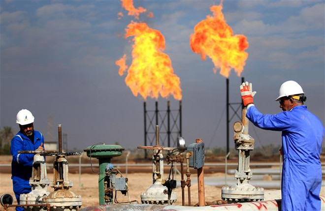 Cơ sở khai thác khí đốt tự nhiên Bin Omar tại thành phố cảng Basra của Iraq. (Ảnh: AFP/TTXVN) Các dự án mới khai thác khí đốt đe dọa mục tiêu chống biến đổi khí hậu ảnh 1