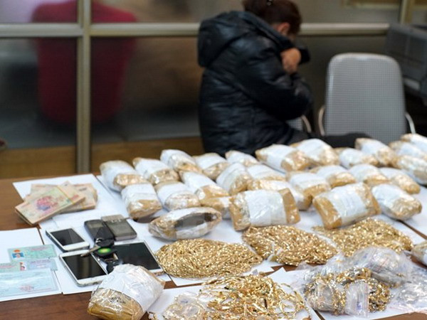 Vụ phá sàn vàng IG: Khởi tố vụ án, bắt khẩn cấp 8 đối tượng ảnh 1