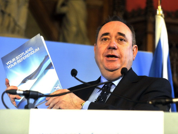 Thủ hiến Scotland bảo vệ quyền sử dụng đồng bảng Anh ảnh 1