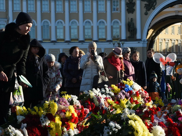 CIA nêu thủ phạm vụ tai nạn thảm khốc nhất của hàng không Nga ảnh 1