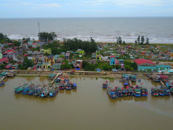 Áp thấp nhiệt đới mới lại xuất hiện trên Biển Đông ảnh 1