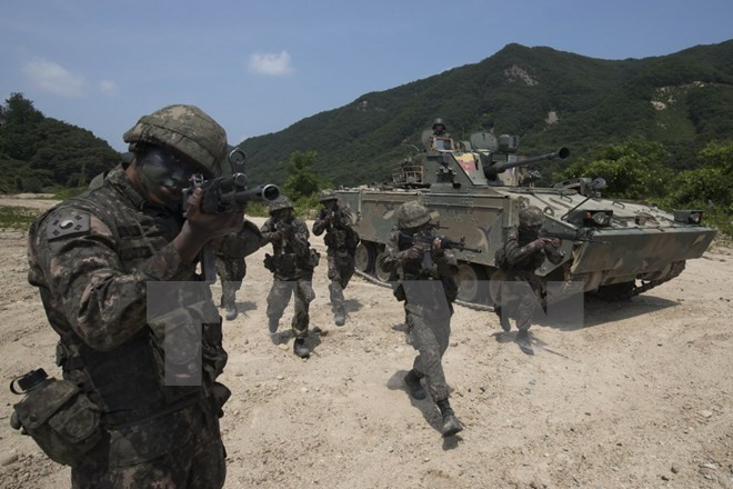 Quân đội Hàn Quốc diễn tập sau khi Triều Tiên phóng tên lửa ảnh 1
