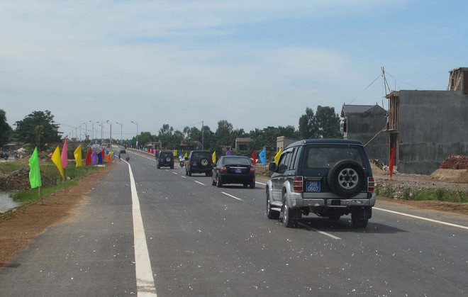 Dự án mở rộng quốc lộ 1 qua Khánh Hòa hoàn thành trước hạn ảnh 1