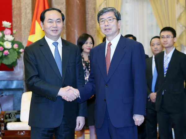 ADB cam kết tích cực hỗ trợ Việt Nam về tái cơ cấu tài chính ảnh 1