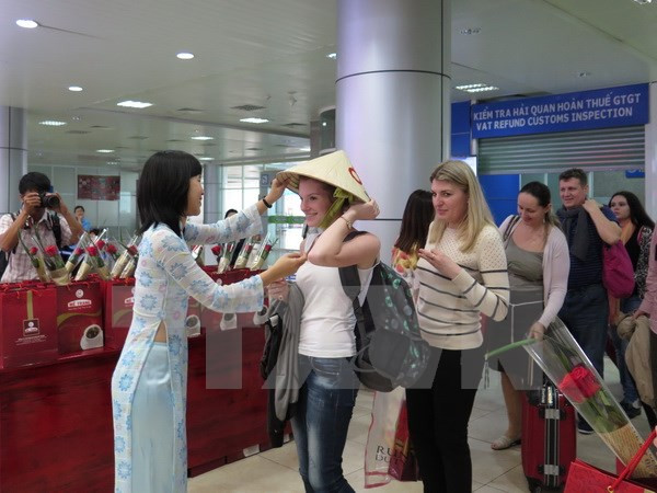 Sự kiện trong nước 13-19/6: Tai nạn máy bay kép, 9 quân nhân mất tích ảnh 8