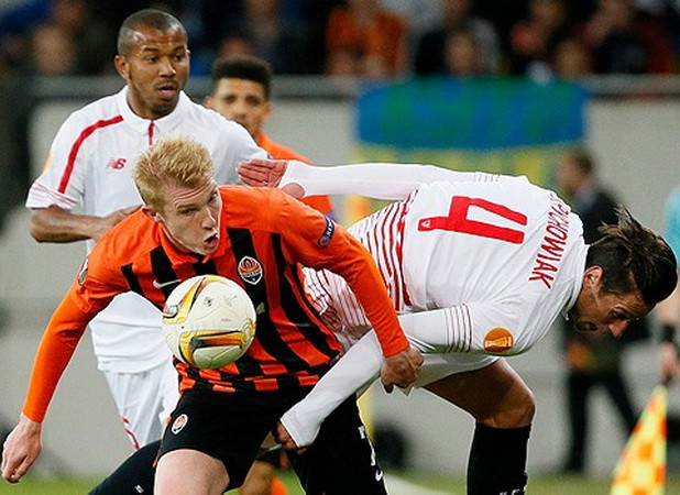 Nhà vô địch Europa League thoát thua sau màn rượt đuổi tỷ số ảnh 1