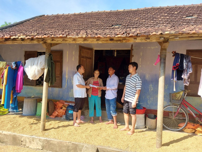 Cơ quan Trung ương Hội Nhà báo Việt Nam: Kết nối tình người sau lũ dữ ảnh 1