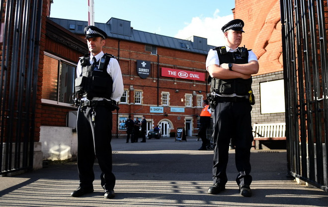 Anh bắt 4 phần tử phátxít mới đang âm mưu tấn công khủng bố ảnh 1