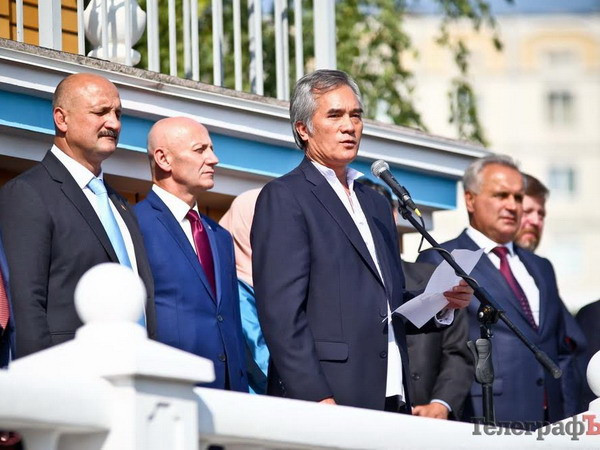 Đại sứ Việt Nam tham dự Ngày quốc tế vì hòa bình ở Ukraine ảnh 1