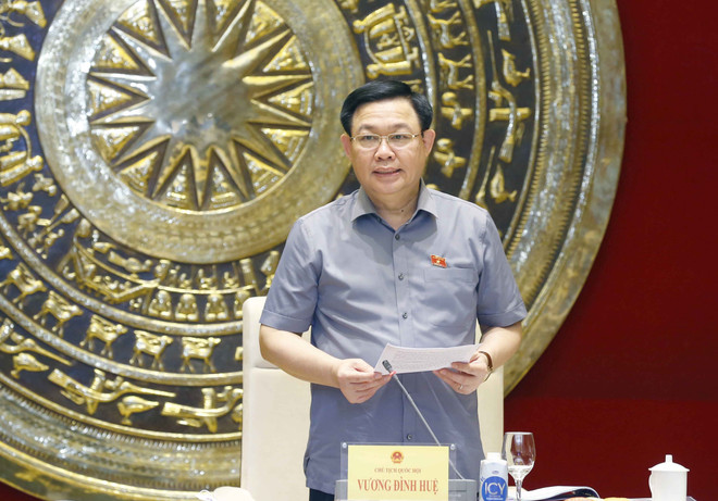 Chủ tịch Quốc hội Vương Đình Huệ chủ trì cuộc họp Việt Nam tham dự AIPA 42. (Ảnh: Doãn Tấn/TTXVN) AIPA: Tăng cường hợp tác nội khối, hiện thực hóa tầm nhìn ảnh 1
