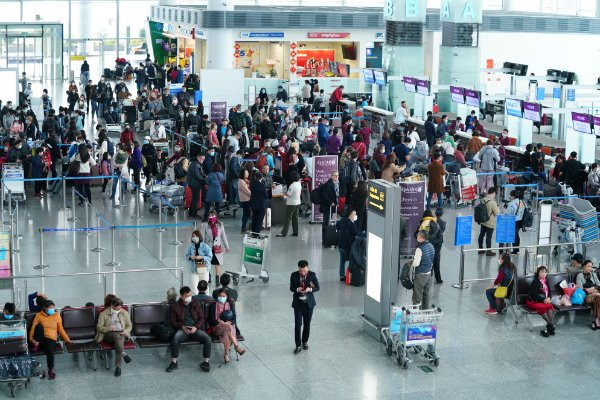 Nhà ga hành khách T2 sân bay Nội Bài. (Ảnh: CTV/Vietnam+) Sân bay Nội Bài hạn chế người đưa tiễn tại nhà ga hành khách T2 ảnh 1