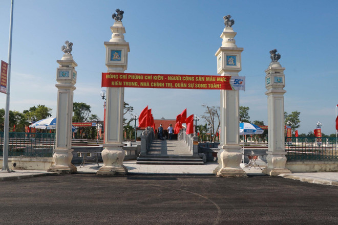 Tháng 5 trên quê hương nhà chính trị, quân sự tài ba Phùng Chí Kiên ảnh 1