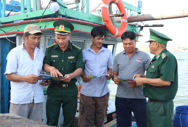 Ngư dân Phú Yên hướng về Ngày Bầu cử Quốc hội và Hội đồng Nhân dân ảnh 2