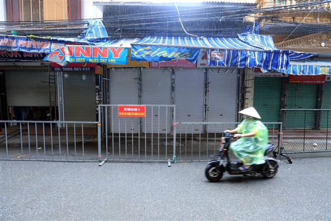 Phó Thủ tướng Vũ Đức Đam: Hà Nội phải sẵn sàng với tình huống xấu hơn ảnh 1