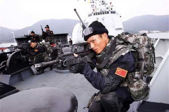 Lực lượng quân đội Trung Quốc tập trận. (Nguồn: AP) Trung Quốc tập trận trước lễ nhậm chức của nhà lãnh đạo Đài Loan ảnh 1