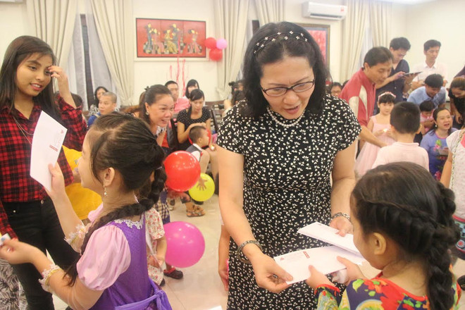 Con em cộng đồng người Việt tại Malaysia vui đón Tết Trung thu ảnh 2