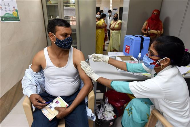 Ấn Độ phát hiện biến thể nguy hiểm mới của SARS-CoV-2 với 3 đột biến ảnh 1