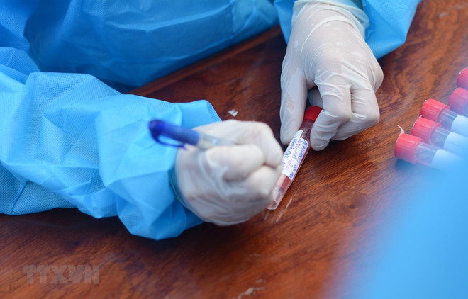 COVID-19: Nhiều trường học tại Ninh Bình tạm dừng học trực tiếp ảnh 1