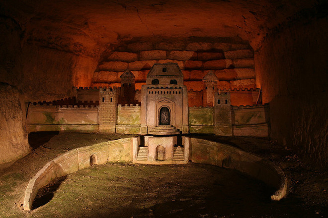 Hầm mộ Paris: Thế giới ngầm tối tăm và bí ẩn dưới lòng đất ảnh 12