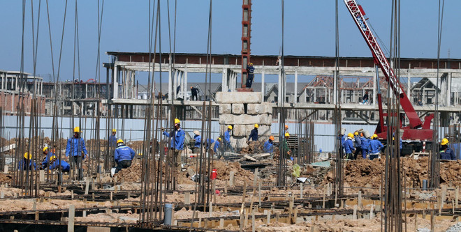 Thủ tướng yêu cầu nghiên cứu ý kiến chuyên gia về đầu tư hạ tầng ảnh 1