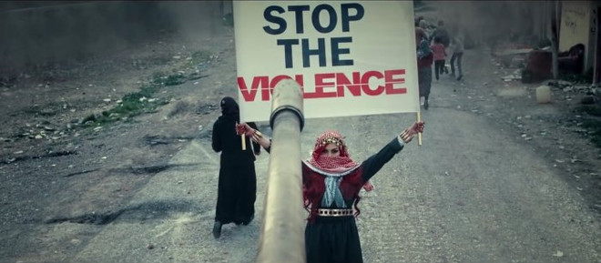 Ca sỹ nhạc pop liều mạng làm video ca nhạc chế giễu nhóm IS ảnh 1