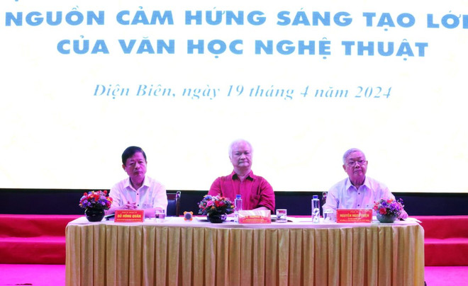 ttxvn_dien_bien_phu_-_thien_anh_hung_ca_nguon_cam_hung_sang_tao_lon_cua_van_hoc_nghe_thuat_2.jpg