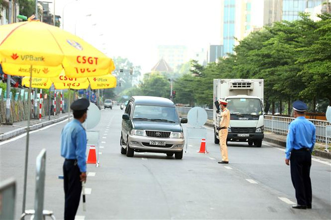 “Phân luồng” chống COVID-19 ở Hà Nội và kinh nghiệm từ EU ảnh 1