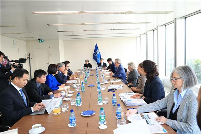 Đoàn đại biểu cấp cao Tòa án Nhân dân Tối cao làm việc tại Thụy Sĩ ảnh 2