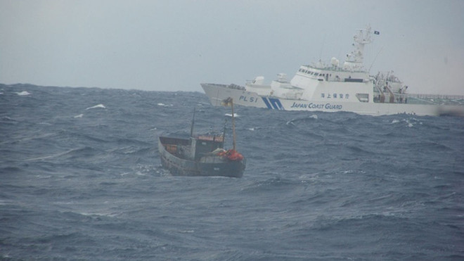 Phát hiện 3 thi thể trên tàu đánh cá Triều Tiên ở vùng biển Nhật Bản ảnh 1