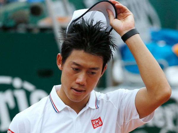 Roland Garros liên tiếp nhận cú sốc ở lượt trận ra quân ảnh 2