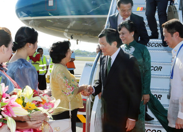 Chủ tịch nước Trương Tấn Sang đã đến Manila tham dự APEC 23 ảnh 1