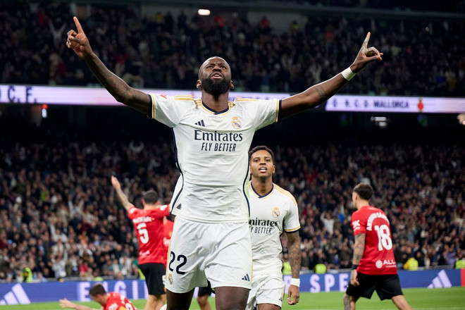 Real Madrid vô địch lượt đi La Liga 2023-24. (Nguồn: Getty Images) real-0501-3481.jpg