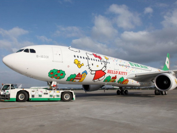 Trải nghiệm chuyến bay đáng yêu Hello Kitty với hãng Eva Air ảnh 1