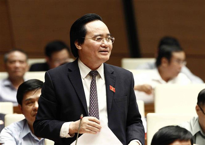 Bộ trưởng Phùng Xuân Nhạ nói về quy định đuổi học sinh viên bán dâm ảnh 1