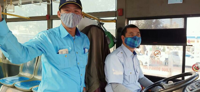 Bác bỏ lo ngại nguy cơ lây nhiễm virus corona khi thổi đo nồng độ cồn ảnh 1