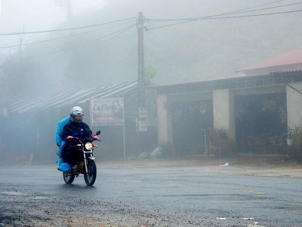 Hà Tĩnh đến Phú Yên có mưa rất to, nhiều vùng biển gió giật mạnh ảnh 1