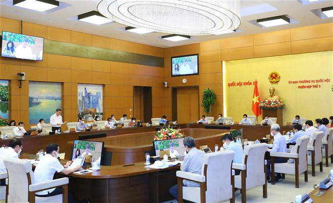 Quang cảnh phiên họp cho ý kiến về Đề án bảo đảm an ninh nguồn nước và an toàn đập, hồ chứa nước giai đoạn 2021-2030, tầm nhìn đến năm 2045. (Ảnh: Nguyễn Điệp/TTXVN) Tiếp tục hoàn thiện Đề án Bảo đảm an ninh nguồn nước ảnh 2