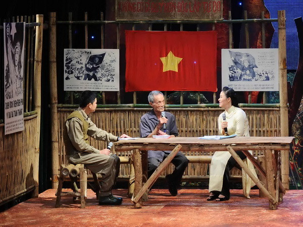Giao lưu “Ký ức Điện Biên” - ký ức thời làm báo chiến tranh ảnh 1