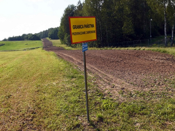 NATO sẽ tìm kiếm đối thoại mang tính xây dựng với Nga ảnh 1