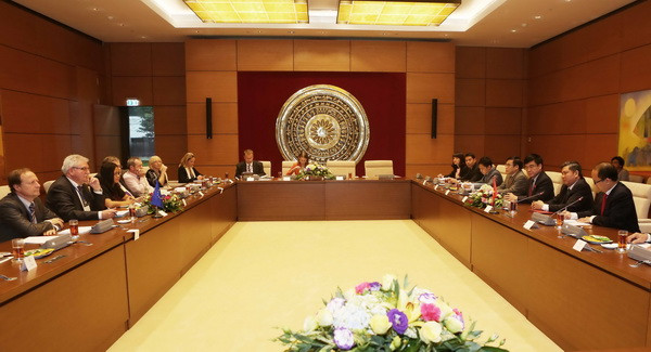 Nghị viện châu Âu đánh giá cao thành tựu phát triển kinh tế Việt Nam ảnh 1