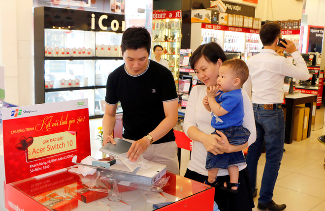 Asus, Dell ‘thống trị’ top 10 laptop bán chạy nhất năm tại FPT Shop ảnh 1