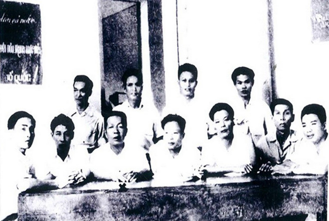 TTXVN_2110 duong Ho Chi Minh tren bien 3.jpg